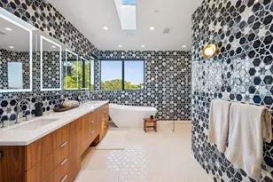 855 Darrell Rd, Hillsborough, CA 94010 - Photo 45