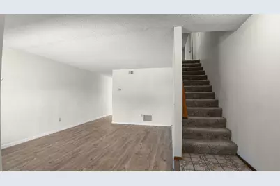 622 N Ahwanee Ter, Sunnyvale, CA 94085 - Photo 3