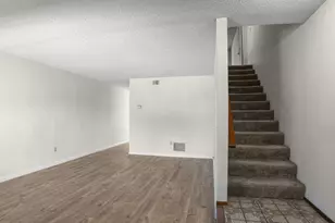 622 N Ahwanee Terrace, Sunnyvale, CA 94085 - Photo 3