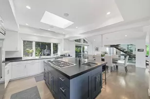 26960 Orchard Hill Ln, Los Altos Hills, CA 94022 - Photo 27