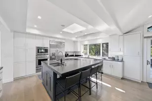 26960 Orchard Hill Ln, Los Altos Hills, CA 94022 - Photo 31