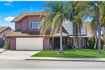 711 Kirkwood Ct, Los Banos, CA 93635 - Photo 1