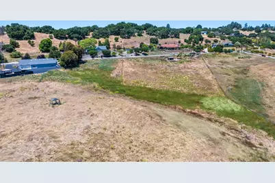 363 Orchard Hill Rd, San Juan Bautista, CA 95045 - Photo 13