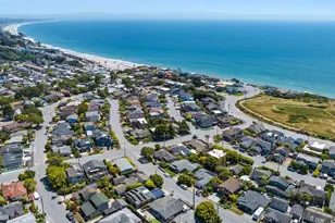 208 Valencia Ave, Aptos, CA 95003 - Photo 1