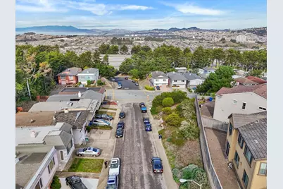 16 Christopher Ct, Daly City, CA 94015 - Photo 49