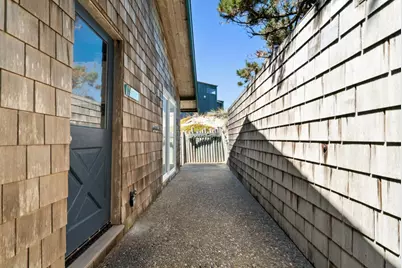 66 Avocet Cir, Watsonville, CA 95076 - Photo 33