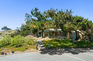 66 Avocet Cir, Watsonville, CA 95076 - Photo 45