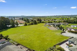 40 Eileen St, Watsonville, CA 95076 - Photo 3