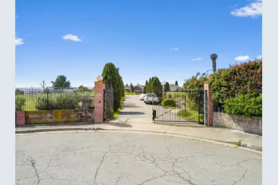 40 Eileen St, Watsonville, CA 95076 - Photo 13