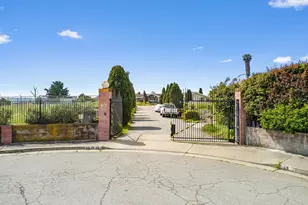 40 Eileen St, Watsonville, CA 95076 - Photo 13