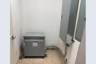 2050 Concourse Dr 56, San Jose, CA 95131 - Photo 19