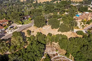 16497 S Kennedy Rd, Los Gatos, CA 95030 - Photo 17