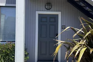 151 Schooner Ct, Richmond, CA 94804 - Photo 1