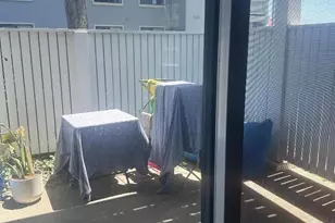 151 Schooner Ct, Richmond, CA 94804 - Photo 9