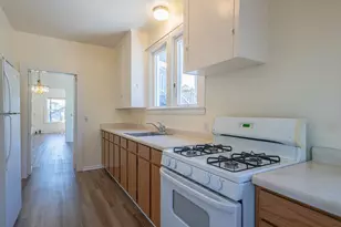 206 Cypress Ave, Pacific Grove, CA 93950 - Photo 13