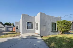 121 Oak St, Salinas, CA 93901 - Photo 1