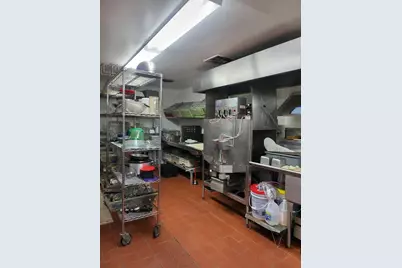 579 S Main St, Milpitas, CA 95035 - Photo 7