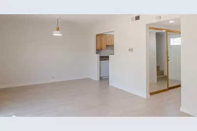 3206 Admiralty Ln, Foster City, CA 94404 - Photo 5