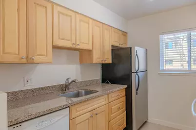 3206 Admiralty Ln, Foster City, CA 94404 - Photo 9