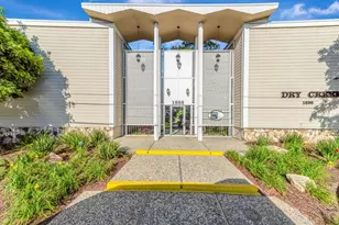 1898 Meridian Ave 20, San Jose, CA 95125 - Photo 1