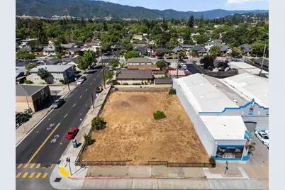 7711 Monterey St, Gilroy, CA 95020 - Photo 3