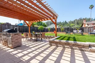 81 Rooney St, Santa Cruz, CA 95065 - Photo 1