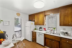 2005 Parrott Dr, San Mateo, CA 94402 - Photo 21