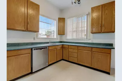 1164 Ocean Ave, Oakland, CA 94608 - Photo 9