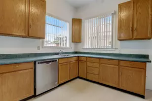 1164 Ocean Ave, Oakland, CA 94608 - Photo 9