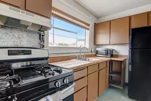 1164 Ocean Ave, Oakland, CA 94608 - Photo 21