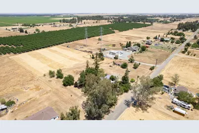 11835 Hobday Rd, Wilton, CA 95693 - Photo 3