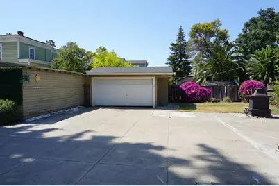 121 E Julian St, San Jose, CA 95112 - Photo 19