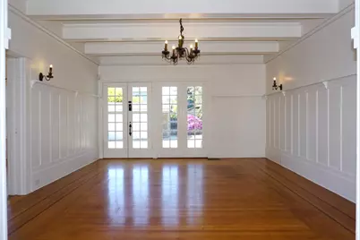 121 E Julian St, San Jose, CA 95112 - Photo 11