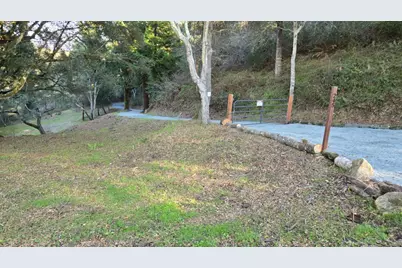 245 Gillette Rd, Watsonville, CA 95076 - Photo 1