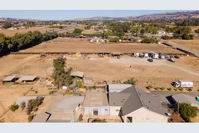 13705 Sycamore Ave, San Martin, CA 95046 - Photo 7