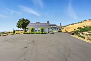 2525 Bridle Path Dr, Gilroy, CA 95020 - Photo 71