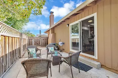 1329 Essex Way, San Jose, CA 95117 - Photo 25