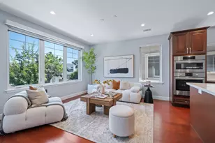 1331 Araujo St, San Jose, CA 95131 - Photo 1