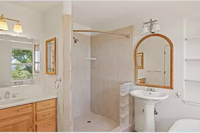 39537 Laurel Springs, Carmel Valley, CA 93924 - Photo 21