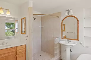 39537 Laurel Springs, Carmel Valley, CA 93924 - Photo 21