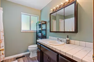 695 Hospital Rd, Hollister, CA 95023 - Photo 23