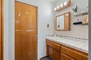 695 Hospital Rd, Hollister, CA 95023 - Photo 29