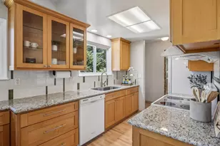 94 Flynn Ave D, Mountain View, CA 94043 - Photo 3