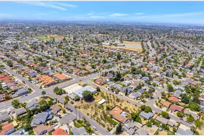 1545 Stone Creek Dr, San Jose, CA 95132 - Photo 11