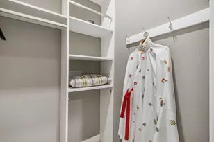 1000 Berryessa Ln 211, Davis, CA 95616 - Photo 17