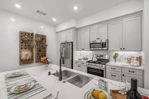 1000 Berryessa Ln 211, Davis, CA 95616 - Photo 3