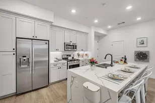 1000 Berryessa Ln 211, Davis, CA 95616 - Photo 3