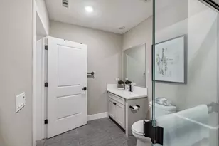 1000 Berryessa Ln 211, Davis, CA 95616 - Photo 19