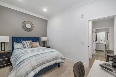 1000 Berryessa Ln 211, Davis, CA 95616 - Photo 15