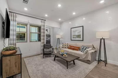 1000 Berryessa Ln 211, Davis, CA 95616 - Photo 7